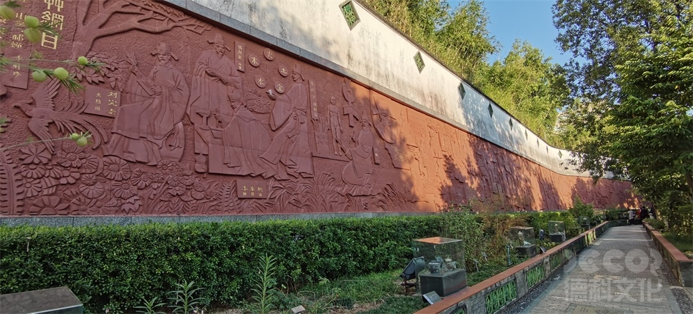 博物館建筑設計如何與周圍環(huán)境融合？