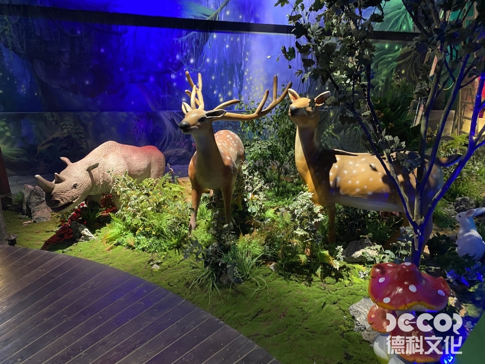 園藝展館設(shè)計(jì)中如何處理植物的生長和展示時間安排